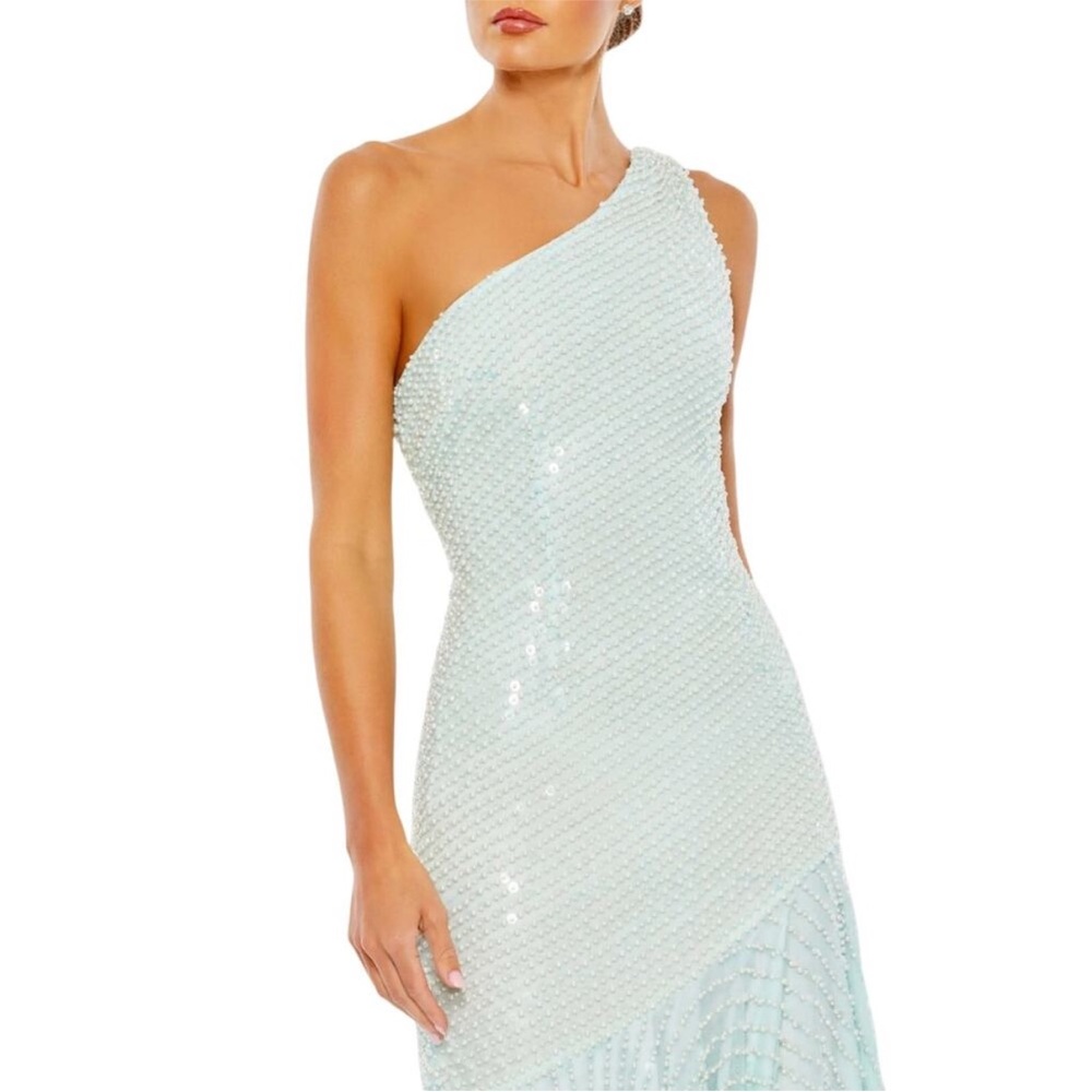 Mac Duggal One-Shoulder beaded formal  Dress in Seafoam light mint green 8 prom